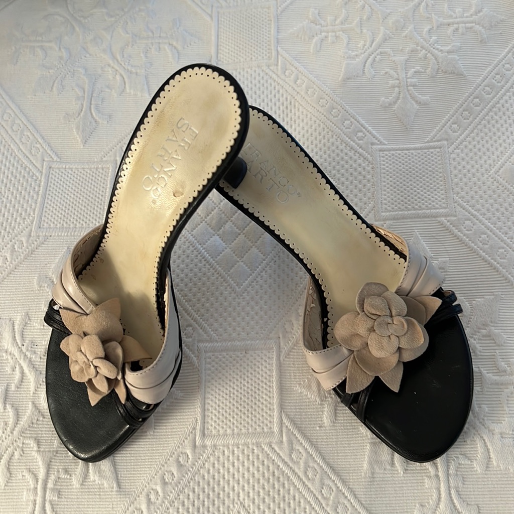 Franco Sarto Ecru And Black Leather Mules With Ecru Suede Flower Adornment